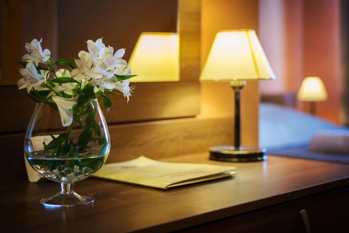 Hotel Lokietek Czajowice Экстерьер фото